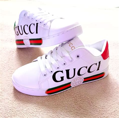 sapatos gucci